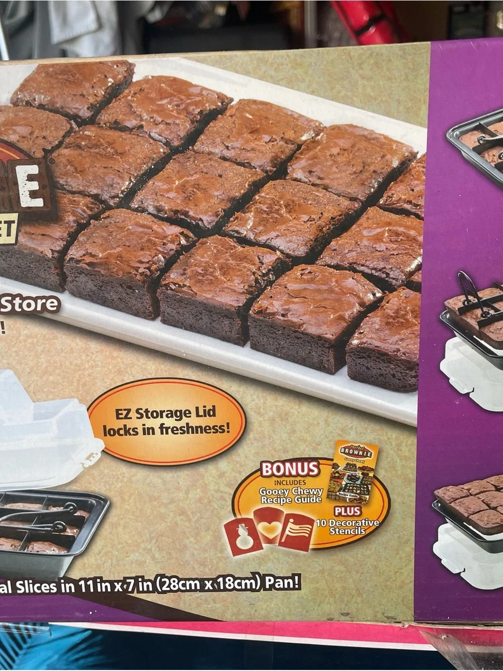 Brownie Baking Pan with Storage Lid - Brown
